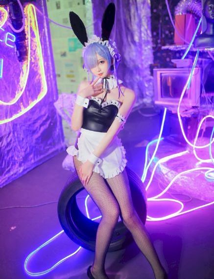 欲求不满的妻子们_1080P天堂在线